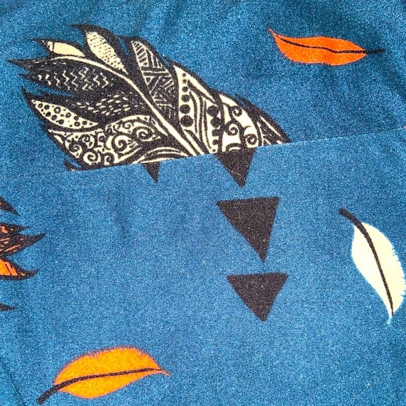 NWOT LULAROE LEGGINGS - Picture 2 of 11